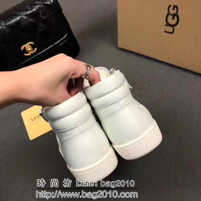 UGG 澳洲頂級羊皮毛一體694 18年專櫃爆款 保暖休閒鞋 QZS2847